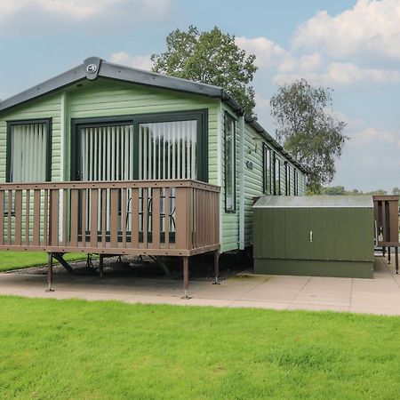 Swan Villa Leominster Exterior foto
