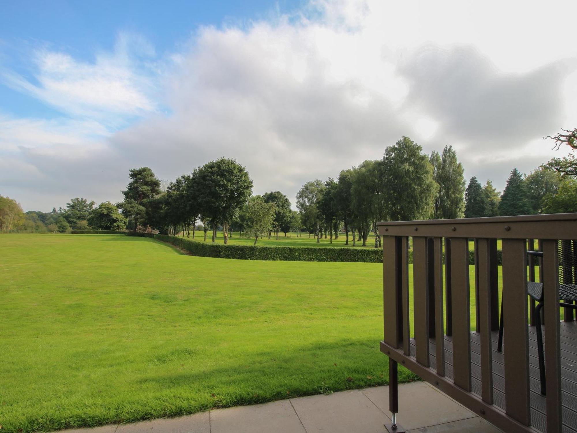 Swan Villa Leominster Exterior foto